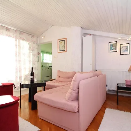 Apartment Ruza 2021 Premantura Exterior photo